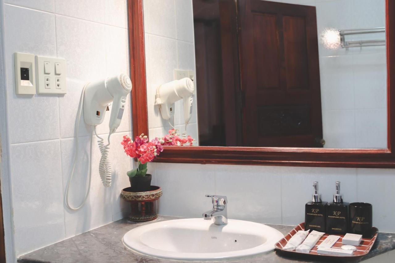 Khampiane1 Hotel Ban Nongdouang Ngoại thất bức ảnh