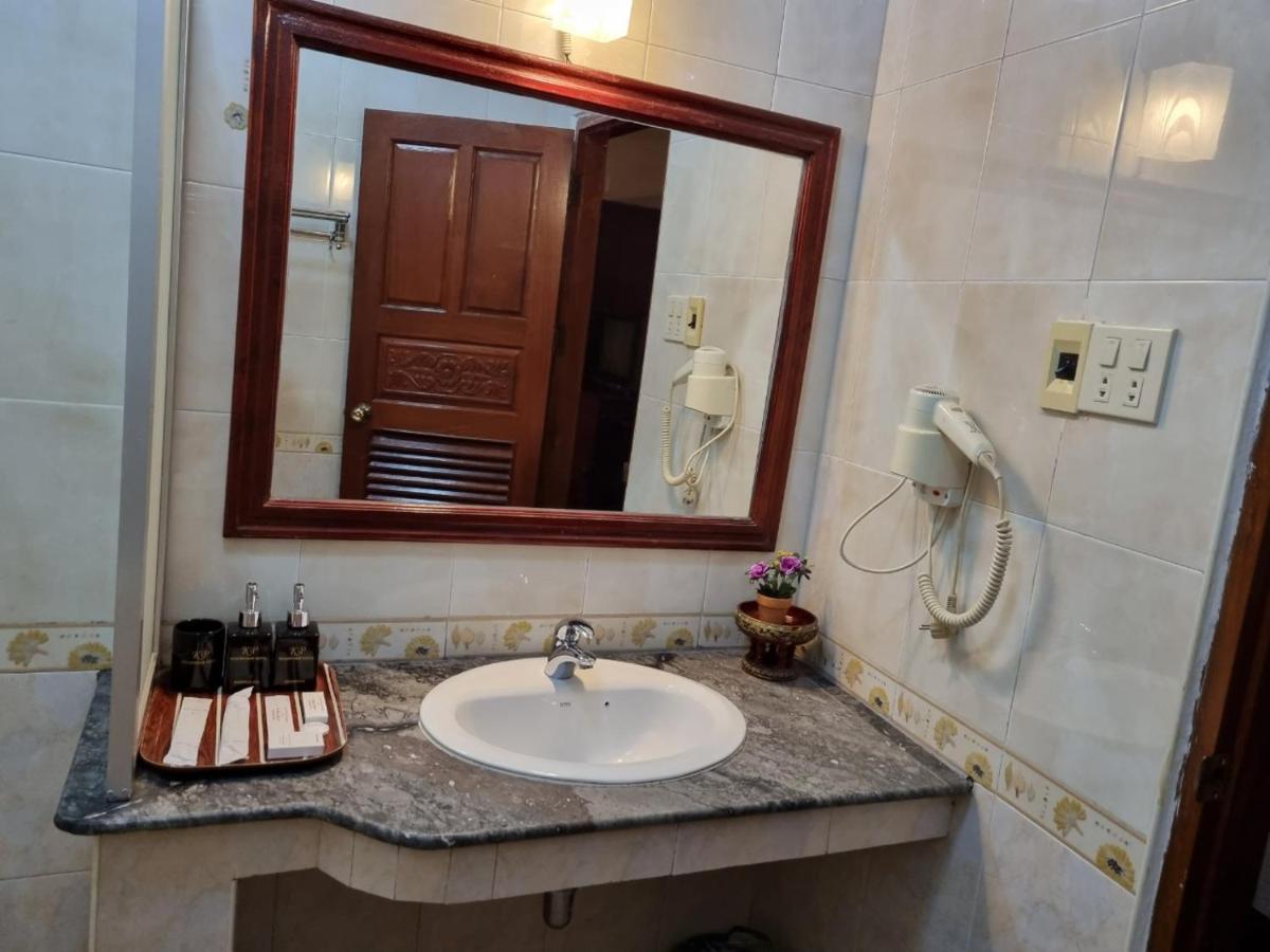Khampiane1 Hotel Ban Nongdouang Ngoại thất bức ảnh